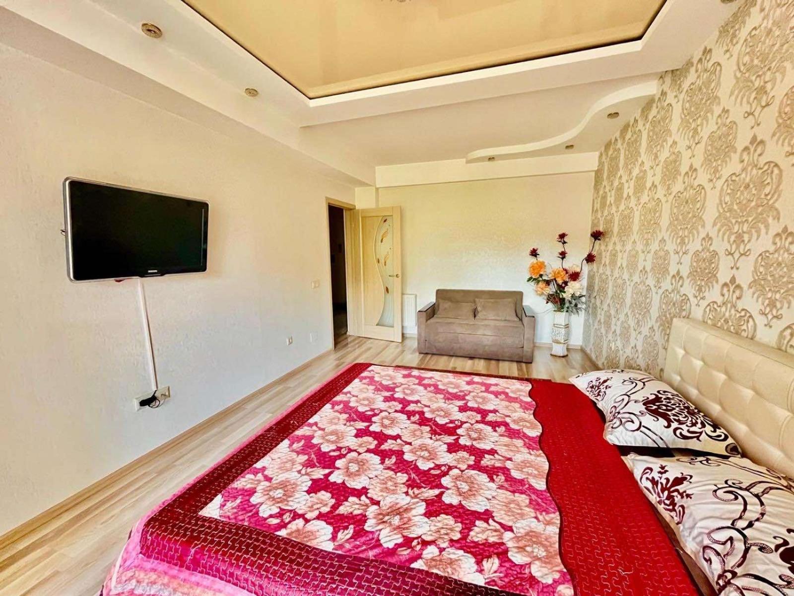 Lia*S Deluxe Apartment In The Center Кишинев Екстериор снимка