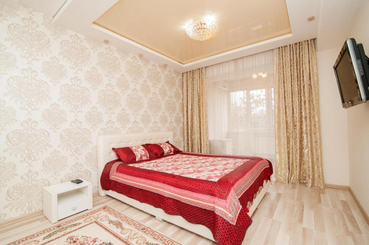 Lia*S Deluxe Apartment In The Center Кишинев Екстериор снимка