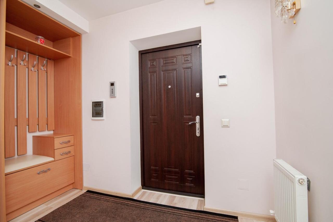 Lia*S Deluxe Apartment In The Center Кишинев Екстериор снимка