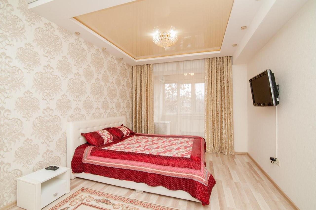 Lia*S Deluxe Apartment In The Center Кишинев Екстериор снимка