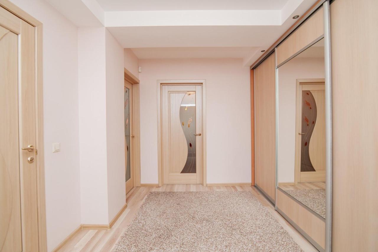 Lia*S Deluxe Apartment In The Center Кишинев Екстериор снимка