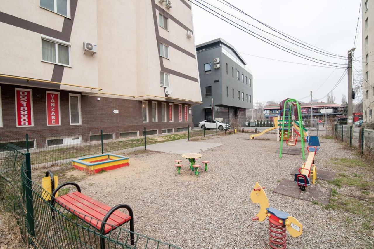 Lia*S Deluxe Apartment In The Center Кишинев Екстериор снимка